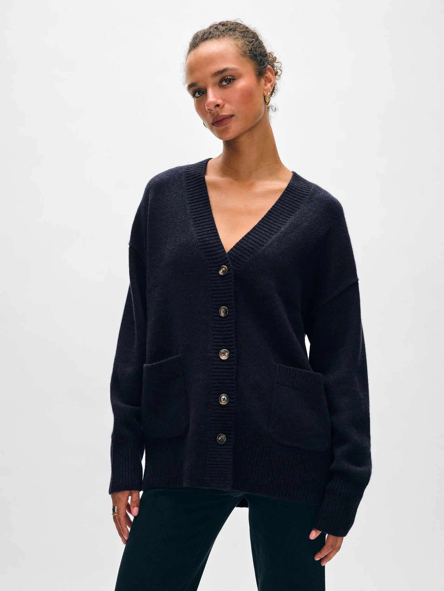 White + Warren Cashmere Luxe Pocket Cardigan- Deep Navy